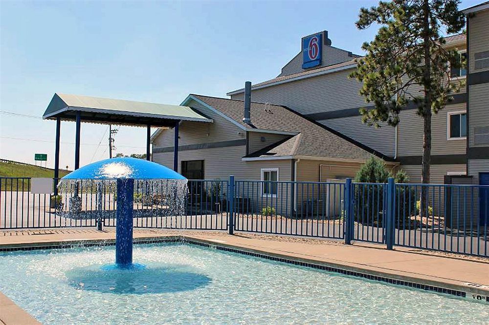 Motel 6-Baraboo, Wi - Lake Delton-Wisconsin Dells Exterior photo